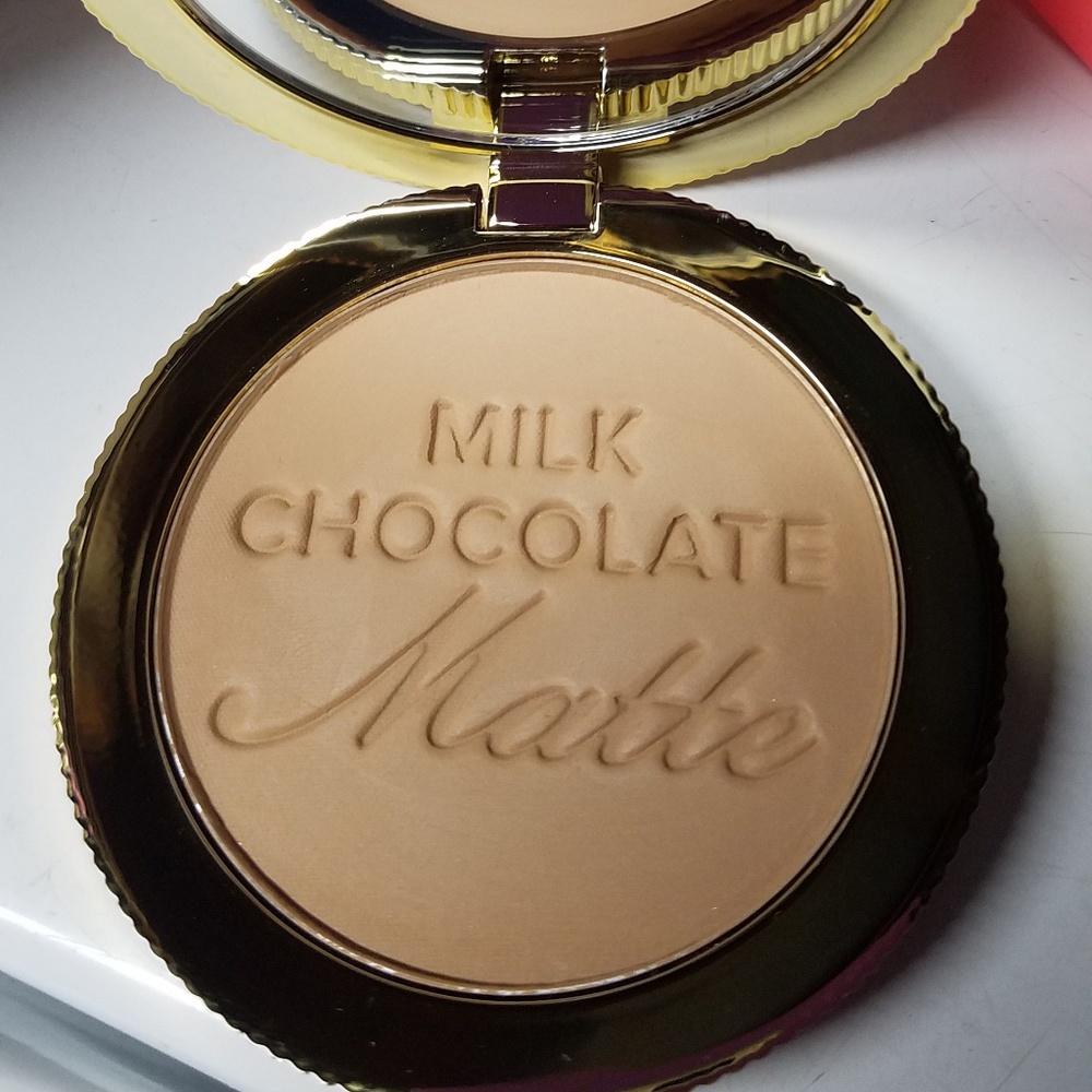 Bronzer